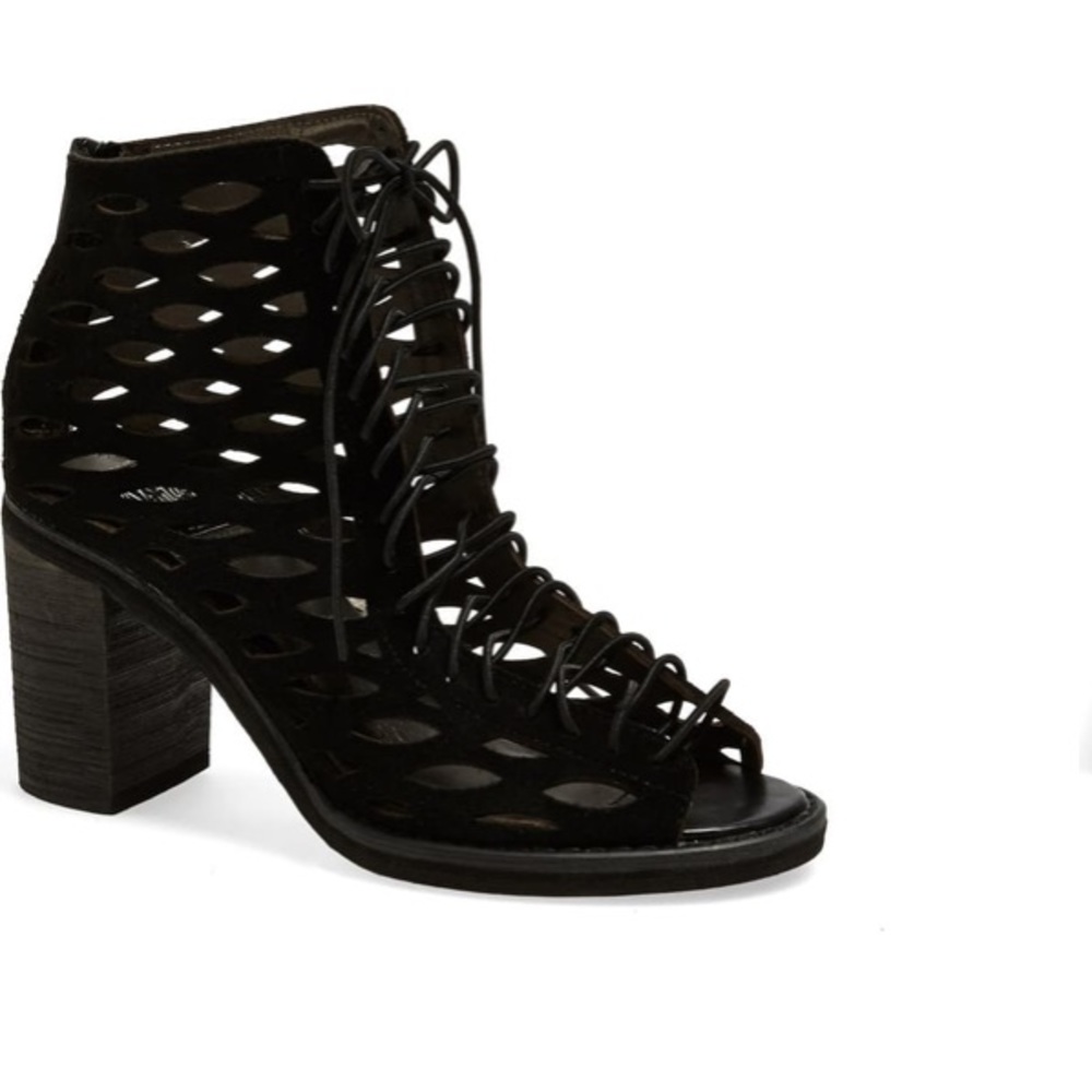 Black ankle tie bootie ( jeffry Campbell)